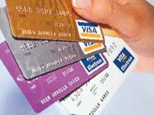 البطاقات الإئتمانية .. تتلمس طريقها إلى المصرفية الإسلامية