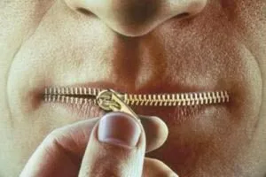 الصمت مرض يصيب الرجال أكثر من النساء