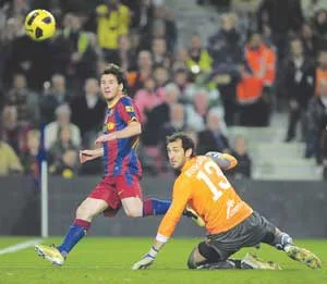 برشلونة يتصدر الدوري بفوزه على فياريال الثالث
