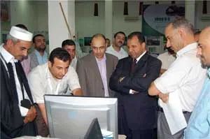 التوقيع على عقد مشروع ربط المؤسسات التعليمية‮ ‬