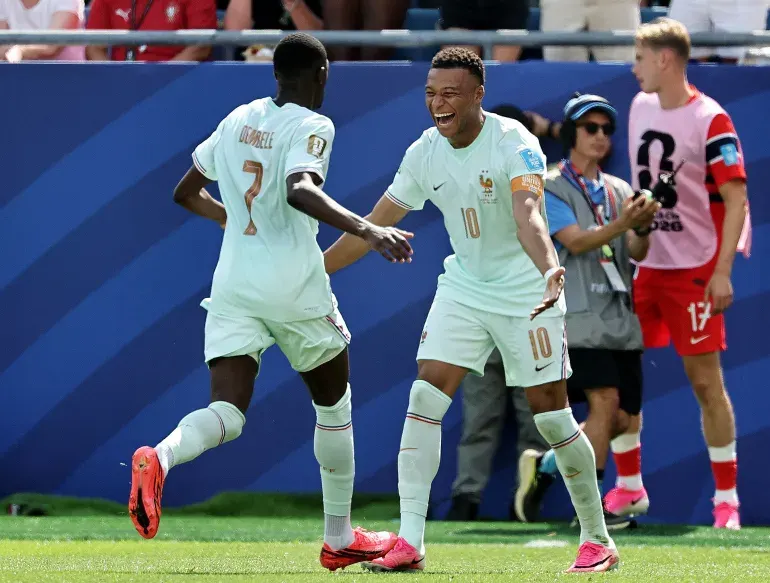 مبابي وديمبيلي يمثلان فرنسا في كأس العالم 2026. (رويترز)